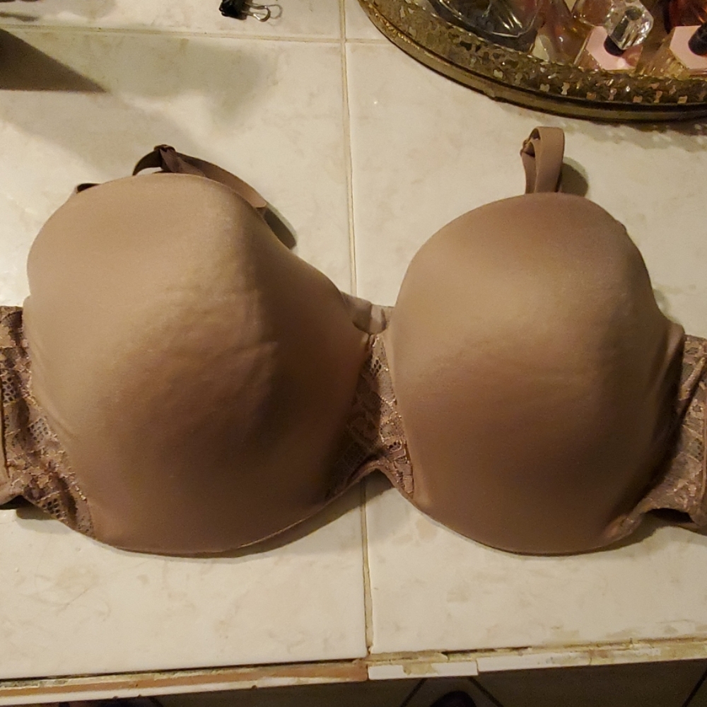 Victoria Secret Bra with or without straps